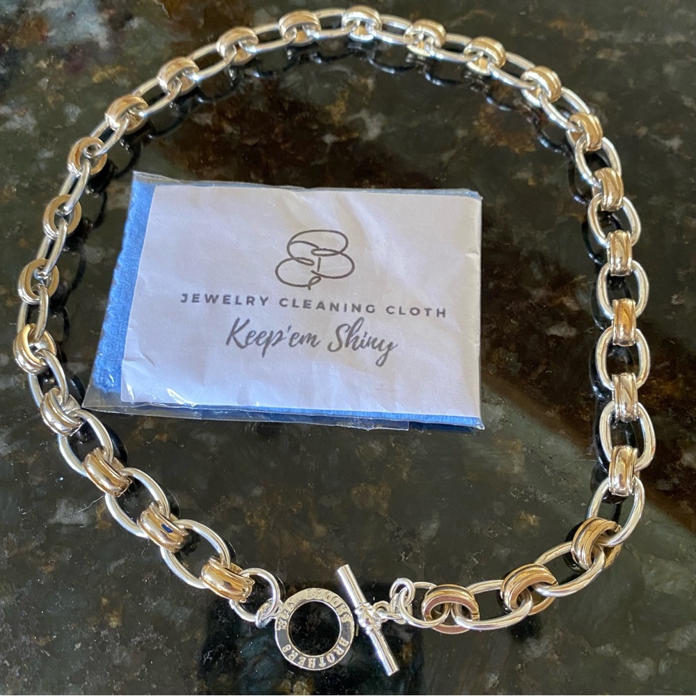 Gorgeous Brooks Brothers two-tone silver and gold filled chain link necklace